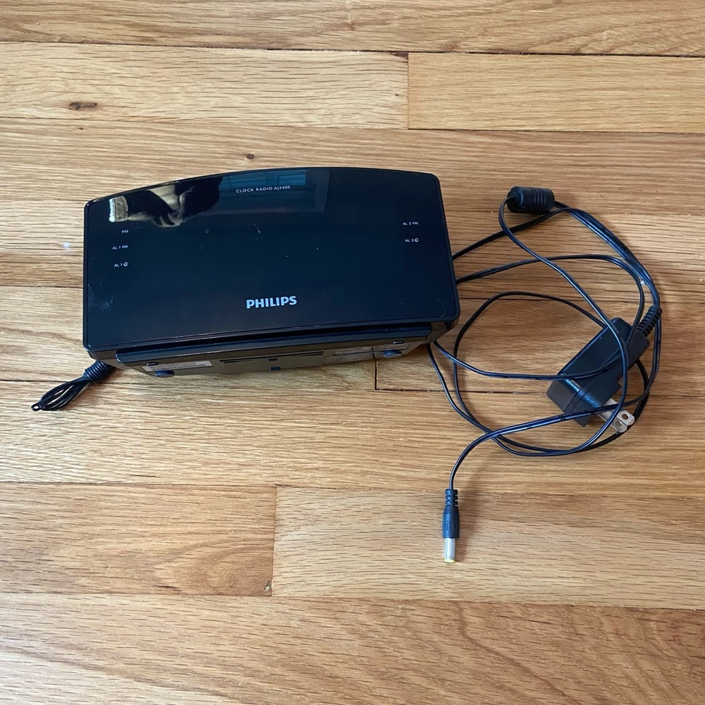 Philips alarm clock/radio